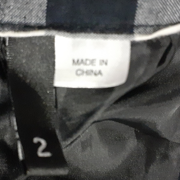 💥3/$25💥Gingham Circle Skirt w/pockets!! - Picture 4 of 9